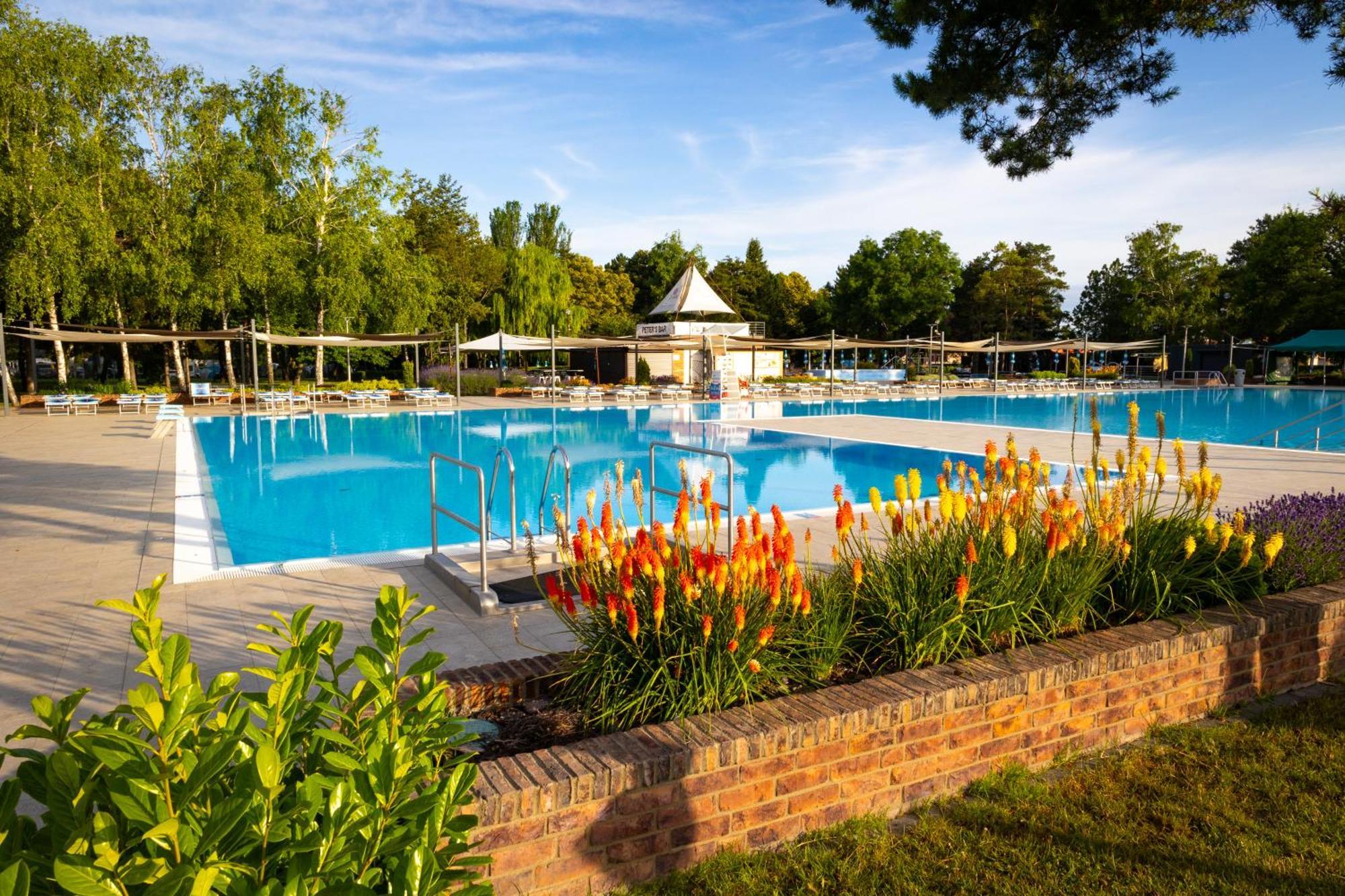 Hotel Thermalpark Dunajská Streda Esterno foto